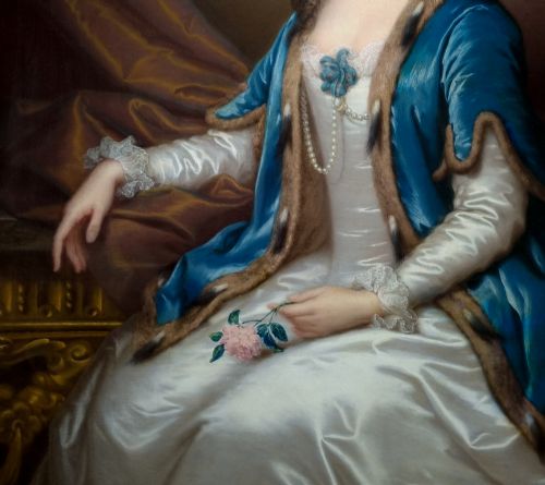 PORTRAIT OF A LADY MRS WILLIAM ACTON OF BRAMFORD HALL IN A SILK DRESS AND BLUE FURTRIMMED CAPE C1740 SIGNED THOMAS BARDWELL 17041767 - ADDITIONAL PHOTO 10