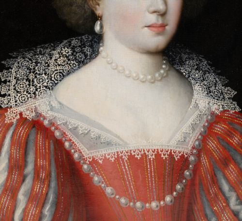 PORTRAIT OF A LADY WITH SCARLET DRESS LACE COLLAR AND PEARL JEWELLERY C1620 BY CLAUDE DERUET 15881660 OIL ON PANEL PAINTING - ADDITIONAL PHOTO 3