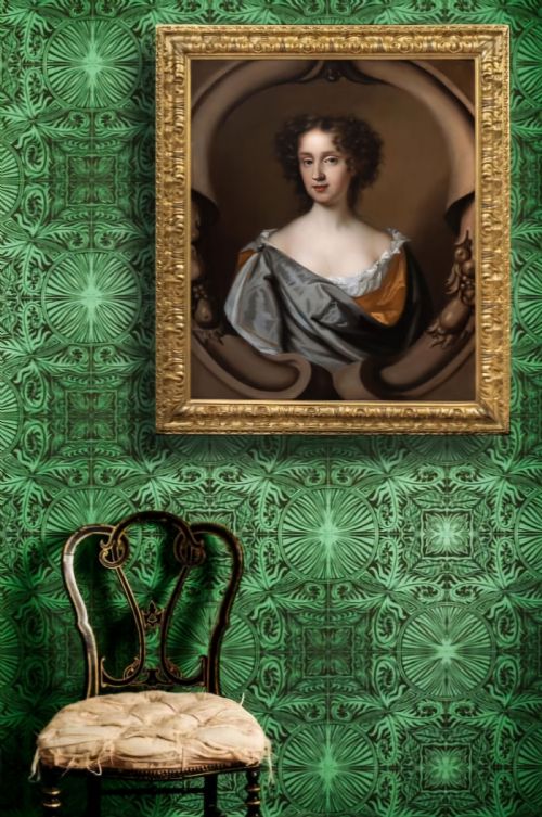 C1675 PORTRAIT OF A LADY IN A RUSSET DRESS AND BLUE WRAP BY MARY BEALE OIL ON CANVAS - ADDITIONAL PHOTO 1