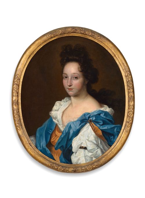 C1695 PORTRAIT OF A LADY IN A WHITE AND RUSSET DRESS WITH BLUE DRAPERY ATTRIBUTED TO HERMAN VERELST 1641C1702 OIL ON CANVAS PAINTING - ADDITIONAL PHOTO 1