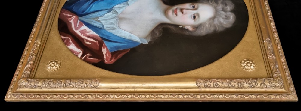 c.1695 Portrait of a Lady in Blue Silk Dress and Crimson Mantle; by Thomas Murray (1663–1735), Oil on canvas painting View III