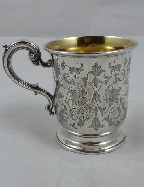 18567 VICTORIAN HALLMARKED STERLING SILVER CHRISTENING MUG BY EDWARD JOHN BARNARD - ADDITIONAL PHOTO 1