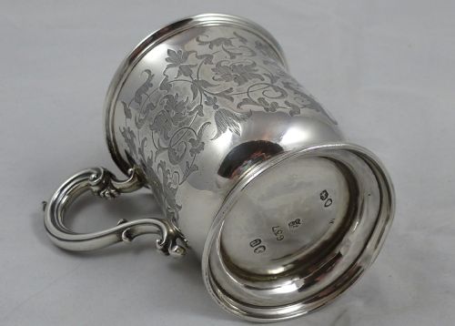 18567 VICTORIAN HALLMARKED STERLING SILVER CHRISTENING MUG BY EDWARD JOHN BARNARD - ADDITIONAL PHOTO 4