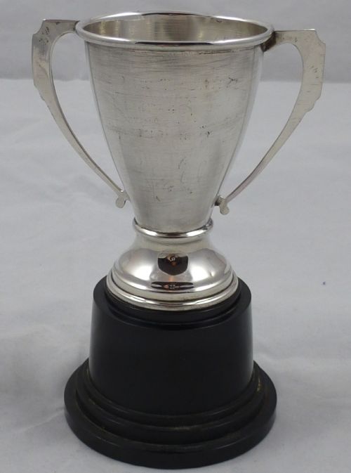 1930's hallmarked sterling silver trophy cup by william neale - CATEGORY: ANTIQUE SILVER - DATED 1930