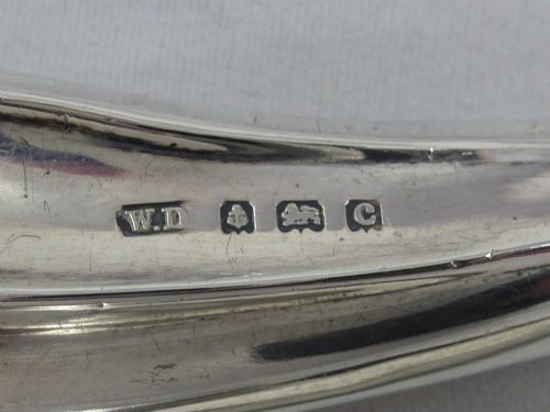 PAIR OF EDWARDIAN STERLING SILVER CURLING IRONS BY WILLIAM DAVENPORT - ADDITIONAL PHOTO 2