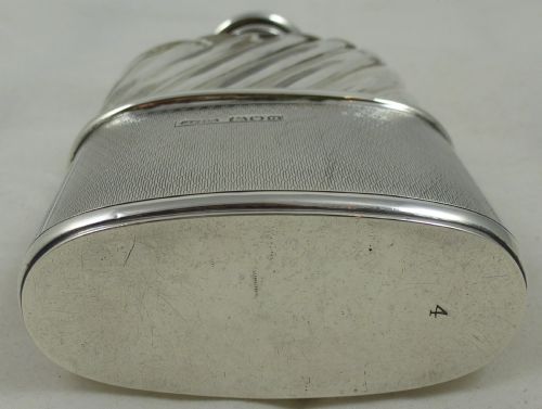 AN EDWARDIAN HALLMARKED STERLING SILVER AND GLASS HIP FLASK BY MOSLEY FLOWERS CO - ADDITIONAL PHOTO 3