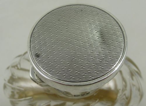 AN EDWARDIAN HALLMARKED STERLING SILVER AND GLASS HIP FLASK BY MOSLEY FLOWERS CO - ADDITIONAL PHOTO 5