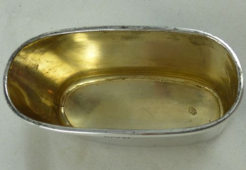 AN EDWARDIAN HALLMARKED STERLING SILVER AND GLASS HIP FLASK BY MOSLEY FLOWERS CO - ADDITIONAL PHOTO 7