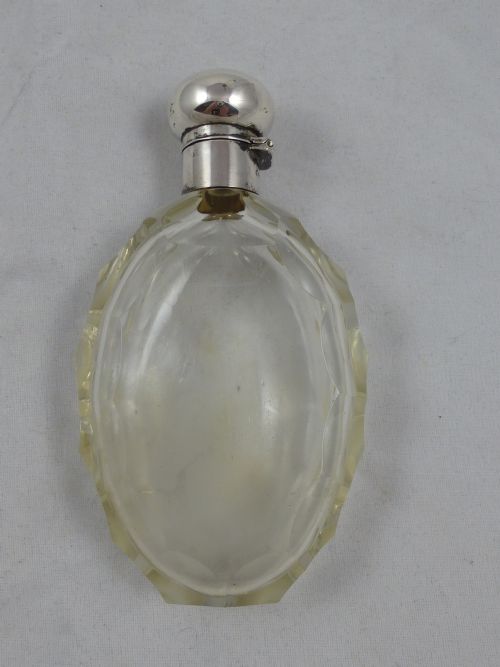 A LATE C19THEARLY C20TH GERMAN HALLMARKED SILVER CUT GLASS SCENT BOTTLE - ADDITIONAL PHOTO 1