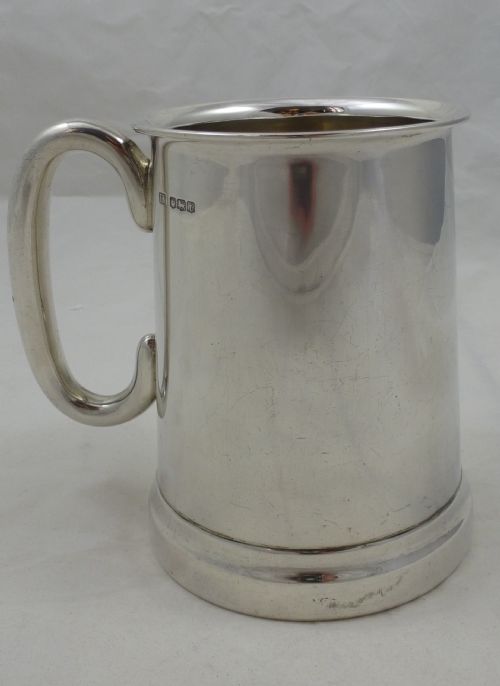 edward viii hallmarked sterling silver tankard by viners ltd - CATEGORY: ANTIQUE SILVER - DATED 1930