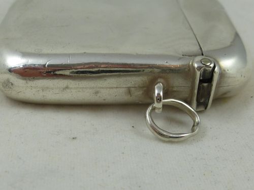 A HALLMARKED STERLING SILVER VESTA CASE - ADDITIONAL PHOTO 4