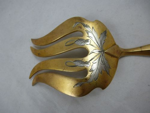 A LATE C19TH FRENCH SILVER HANDLED SERVING FORK - ADDITIONAL PHOTO 5