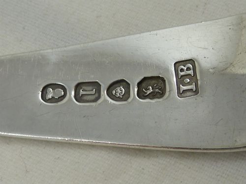 A NEAR PAIR OF EARLY C19TH HALLMARKED SILVER BERRY SPOONS - ADDITIONAL PHOTO 14