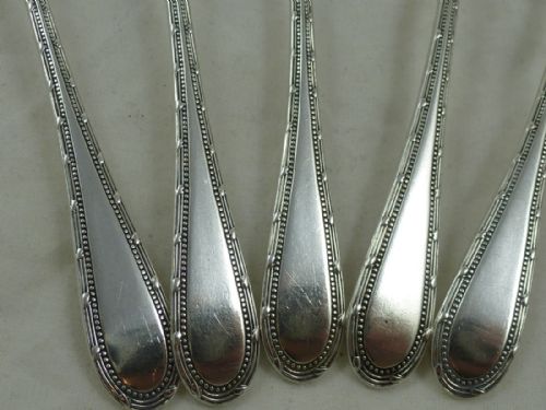 A SET OF FIVE VICTORIAN SILVER TEASPOONS BY THOMAS BRADBURY - ADDITIONAL PHOTO 4
