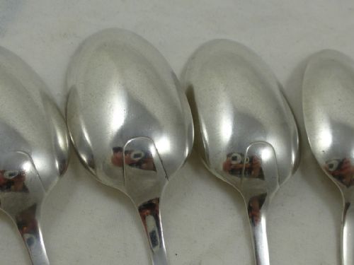 A SET OF FIVE VICTORIAN SILVER TEASPOONS BY THOMAS BRADBURY - ADDITIONAL PHOTO 6