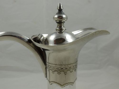 A LATE VICTORIAN CRYSTAL SILVER PLATED CLARET JUG - ADDITIONAL PHOTO 2