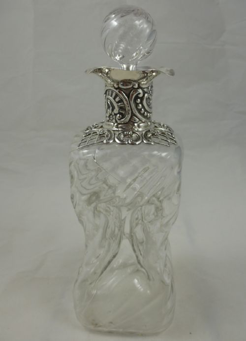 A VICTORIAN SILVER HOURGLASS DECANTER BY WILLIAM COMYNS - ADDITIONAL PHOTO 1
