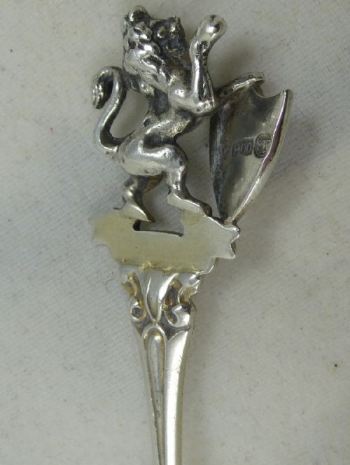 A CONTINENTAL 800 SILVER SOUVENIR SPOON FOR ROTHENBURG GERMANY - ADDITIONAL PHOTO 4