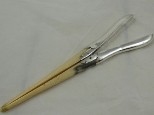 PAIR OF GEORGE V SILVER IVORY GLOVE STRETCHERS - ADDITIONAL PHOTO 1