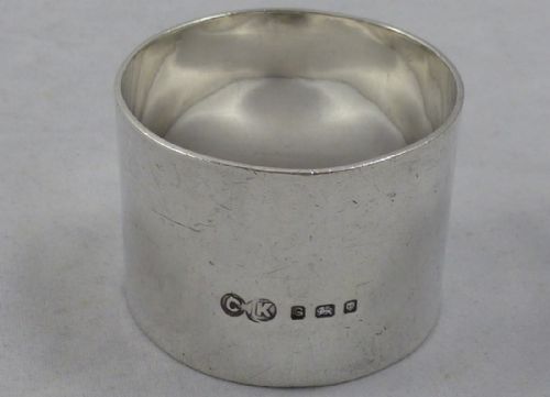 A SILVER NAPKIN RING BY CHARLES KIRKHAM - ADDITIONAL PHOTO 1