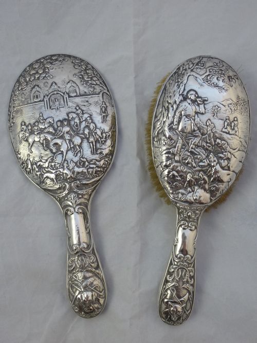 edwardian hallmarked sterling silver hunting mirror and brush - CATEGORY: ANTIQUE SILVER - DATED EDWARDIAN