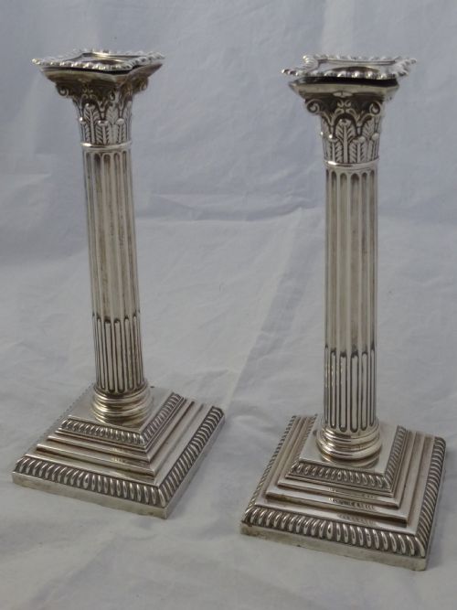 PAIR OF GOLDSMITHS SILVERSMITHS LTD EDWARDIAN SILVER CANDLESTICKS - ADDITIONAL PHOTO 5