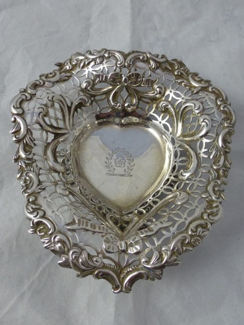 william comyns sons victorian silver bon bon dish - CATEGORY: ANTIQUE SILVER - DATED VICTORIAN
