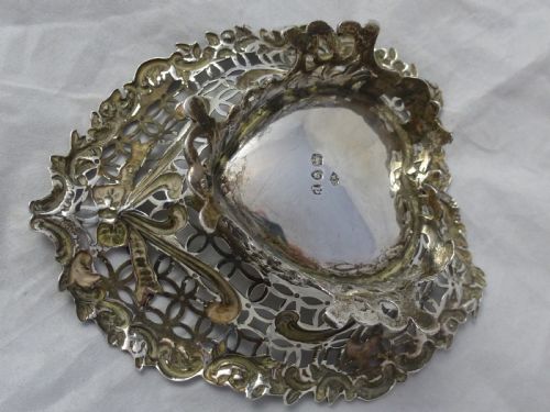 WILLIAM COMYNS SONS VICTORIAN SILVER BON BON DISH - ADDITIONAL PHOTO 6