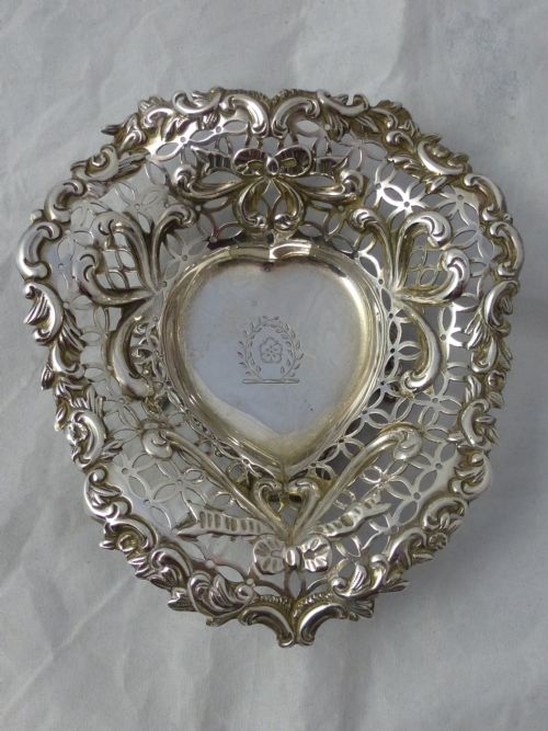 WILLIAM COMYNS SONS VICTORIAN SILVER BON BON DISH - ADDITIONAL PHOTO 8