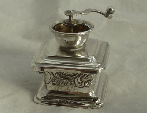 sterling silver novelty miniature coffee grinder - CATEGORY: ANTIQUE SILVER - DATED EDWARDIAN