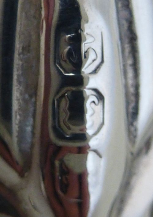 A VICTORIAN STERLING SILVER BONBON DISH - ADDITIONAL PHOTO 6