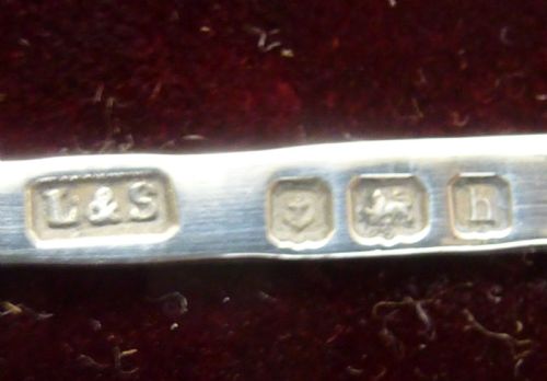 CASED SET OF SIX STERLING SILVER SOUVENIR SPOONS - ADDITIONAL PHOTO 12