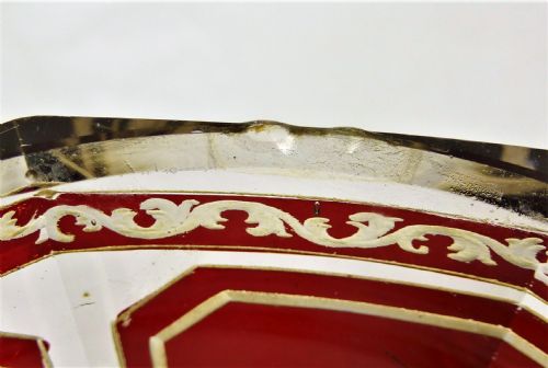 19TH CENTURY BOHEMIAN RUBY FLASH GLASS VASE - ADDITIONAL PHOTO 5