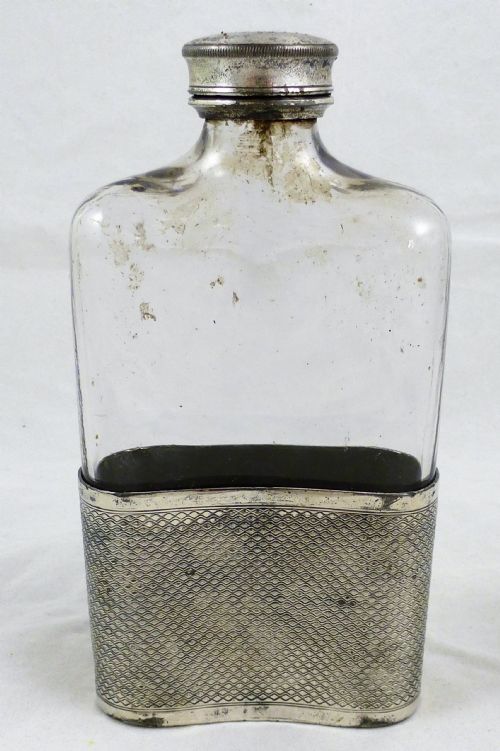 EARLY VICTORIAN SILVER PLATED HIP FLASK - ADDITIONAL PHOTO 1