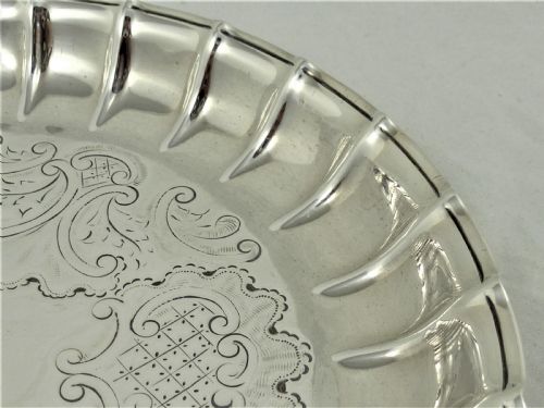 EARLY GEORGE II SILVER STRAWBERRY DISH SARAH PARR - ADDITIONAL PHOTO 9