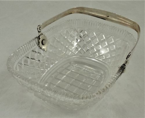19TH CENTURY DUTCH CUT GLASS BASKET WITH SILVER HANDLE - ADDITIONAL PHOTO 4