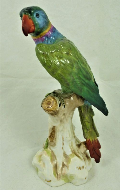 meissen style porcelain parrot - CATEGORY: ANTIQUE CERAMICS - DATED 1900