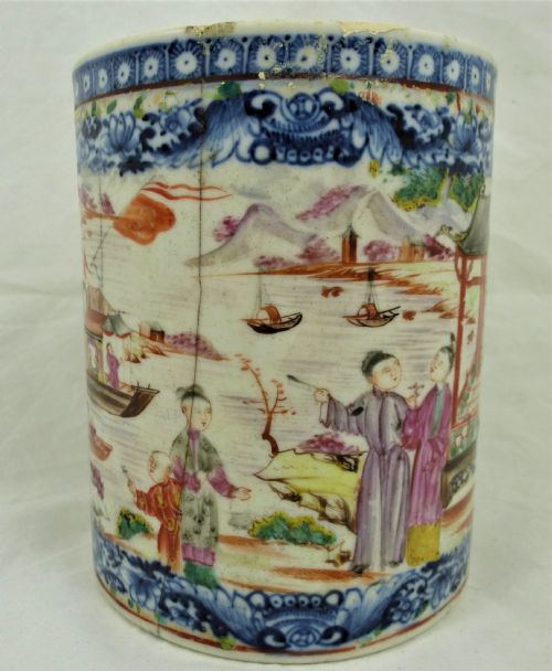 LARGE QIANLONG CHINESE FAMILLE ROSE PORCELAIN MUG - ADDITIONAL PHOTO 3