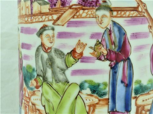 LARGE QIANLONG CHINESE FAMILLE ROSE PORCELAIN MUG - ADDITIONAL PHOTO 3