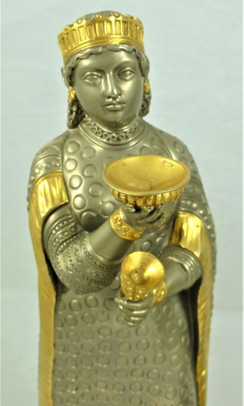PAIR OF FIGURES OF ASSYRIAN KING SARDANAPALUS AND QUEEN - ADDITIONAL PHOTO 2