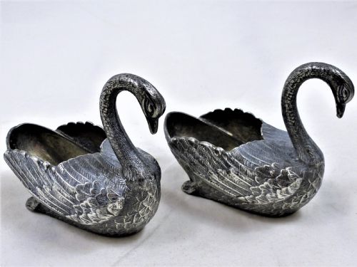 PAIR OF VICTORIAN SILVER PLATED SWAN SALTS - ADDITIONAL PHOTO 1