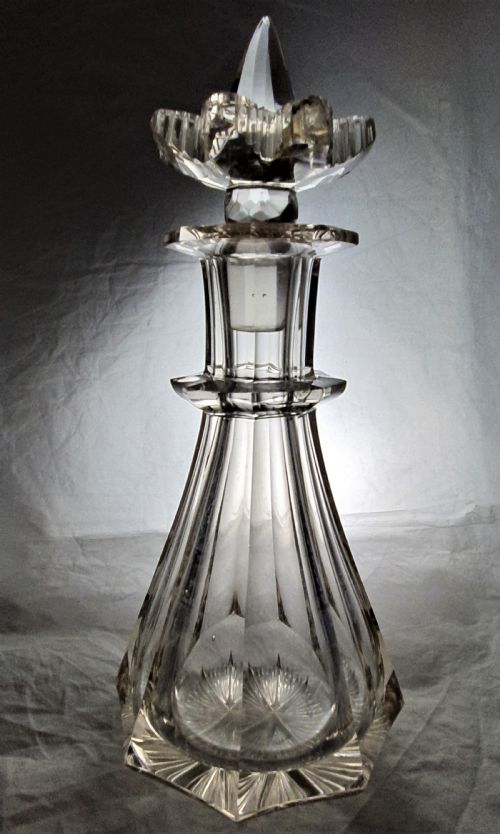 BOHEMIAN GOTHIC REVIVAL GLASS DECANTER - ADDITIONAL PHOTO 3