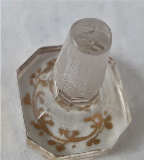 19TH CENTURY BOHEMIAN GLASS PERFUME BOTTLE - ADDITIONAL PHOTO 6
