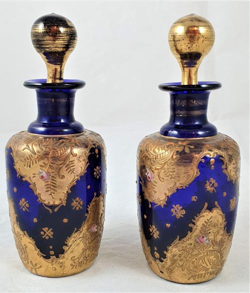 PAIR OF BOHEMIAN GLASS PERFUME BOTTLES - ADDITIONAL PHOTO 1