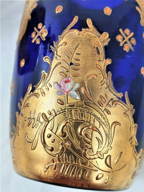PAIR OF BOHEMIAN GLASS PERFUME BOTTLES - ADDITIONAL PHOTO 7