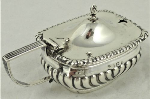 MATCHING GEORGE V STERLING SILVER PEPPERETTE MUSTARD - ADDITIONAL PHOTO 6