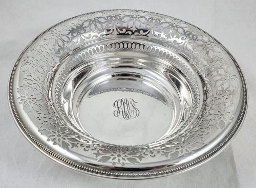 gorham sterling silver fruit bowl - CATEGORY: ANTIQUE SILVER - DATED 1910
