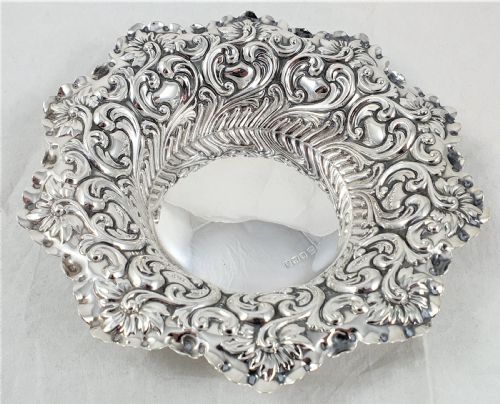 victorian hallmarked silver bon bon dish - CATEGORY: ANTIQUE SILVER - DATED VICTORIAN