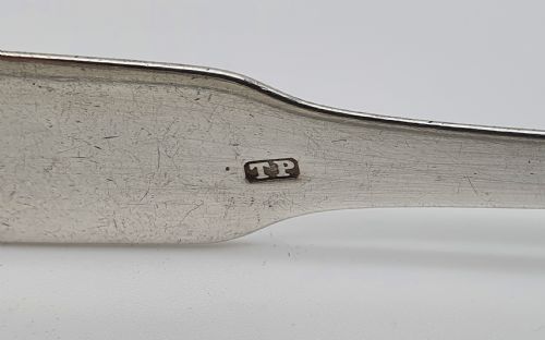 PAIR OF GEORGE III STERLING SILVER SUGAR TONGS BY THOMAS PURVER - ADDITIONAL PHOTO 6