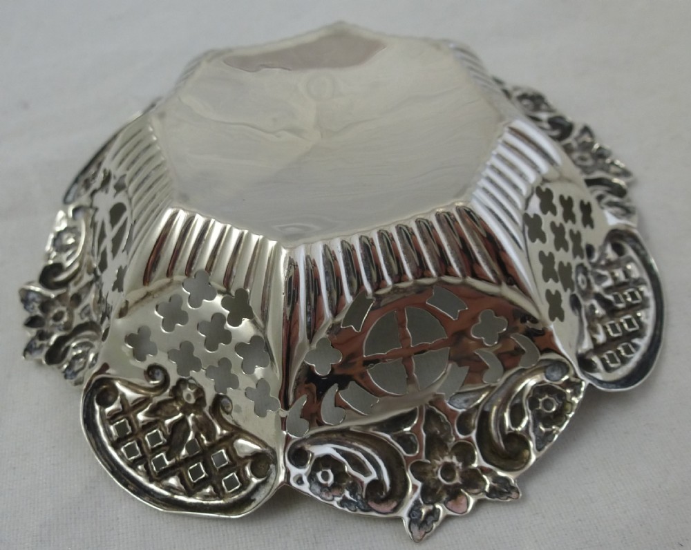 A Victorian Sterling Silver Bonbon Dish View V